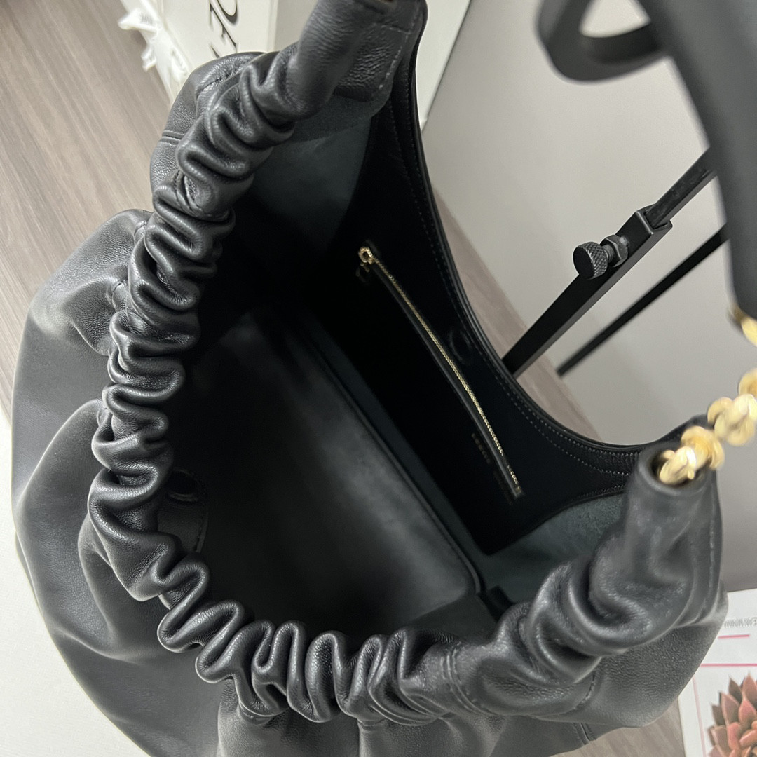 L0ew* Medium Squeeze bag in mellow nappa lambskin 34x33x13.5cm