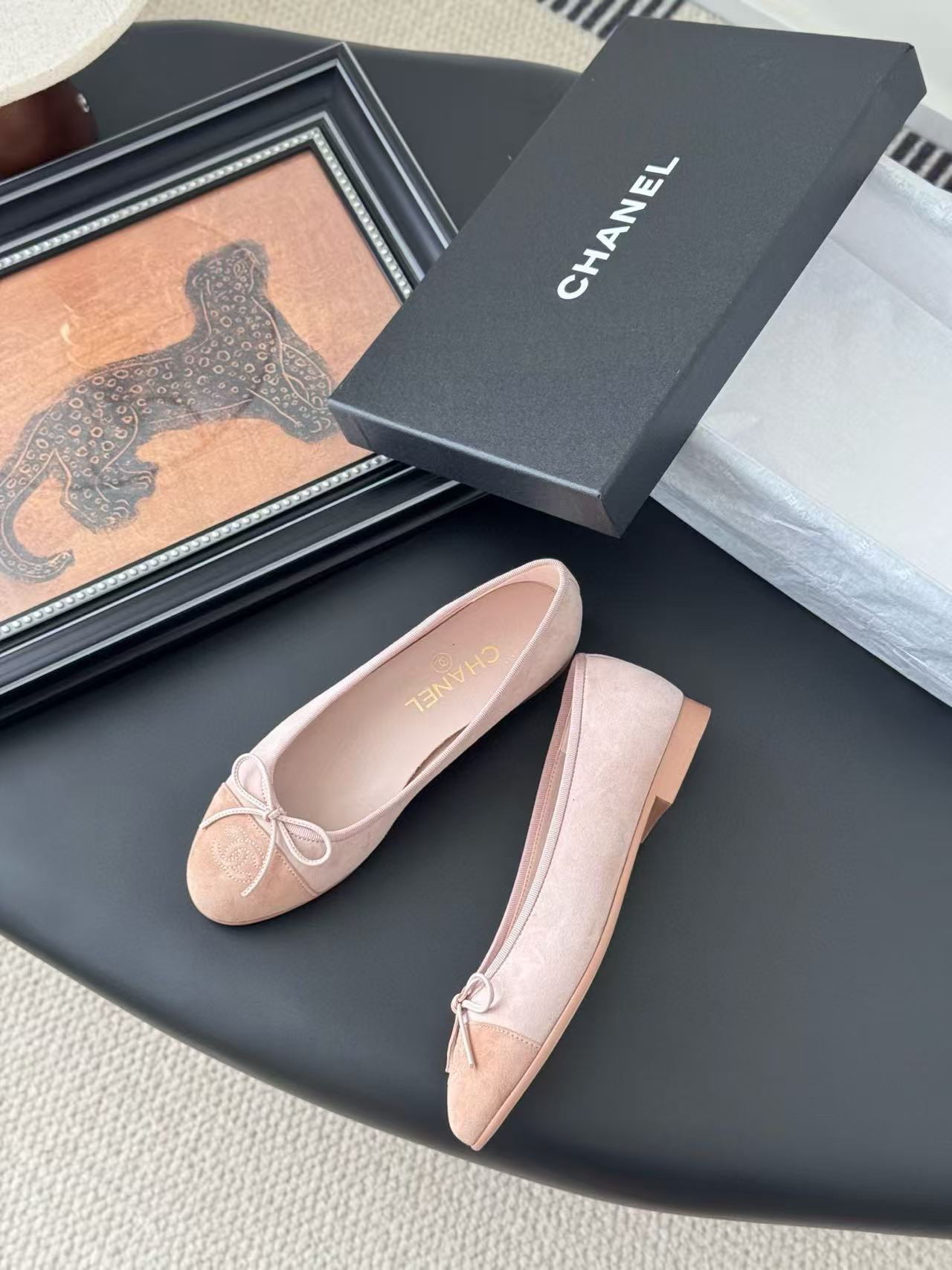 UA Ch**el Ballet flats