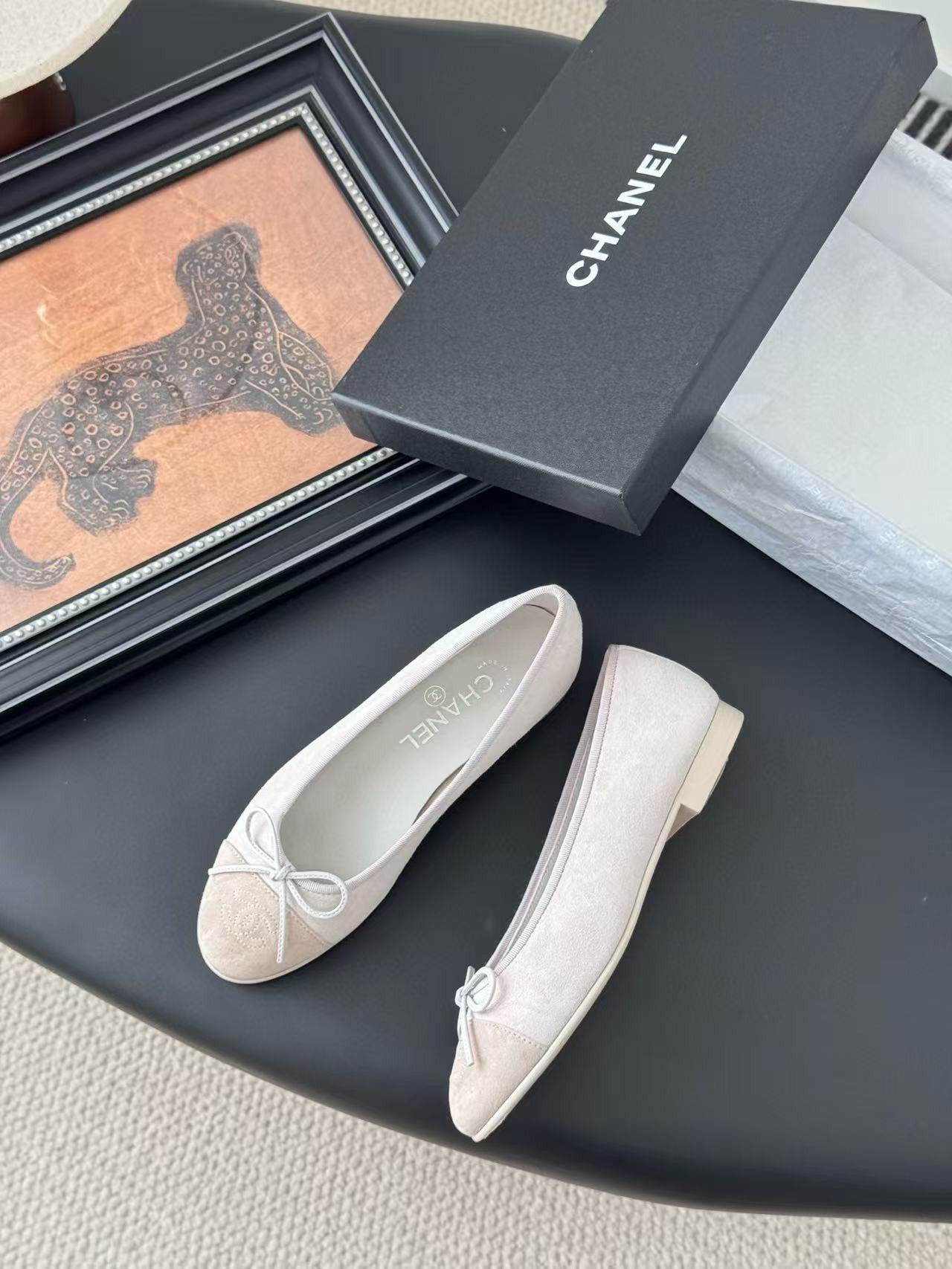 UA Ch**el Ballet flats