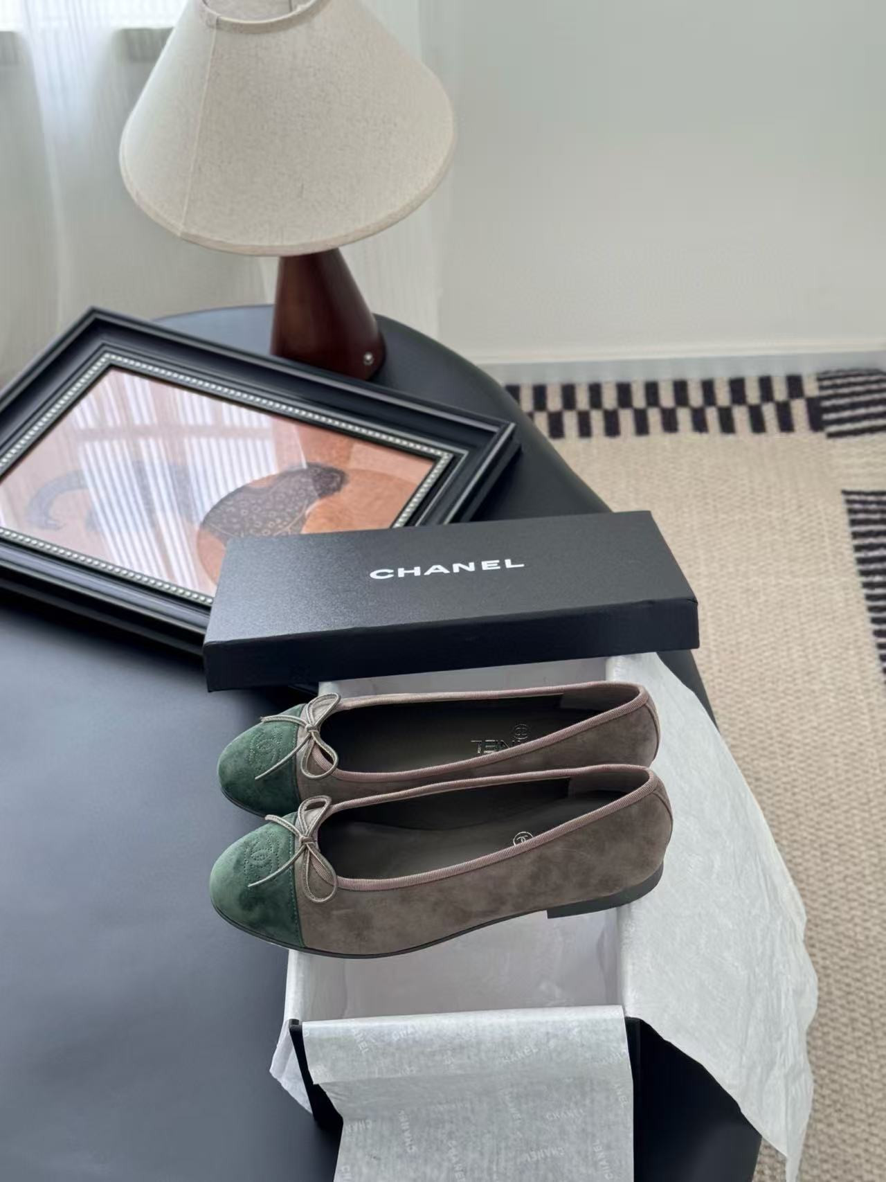 UA Ch**el Ballet flats