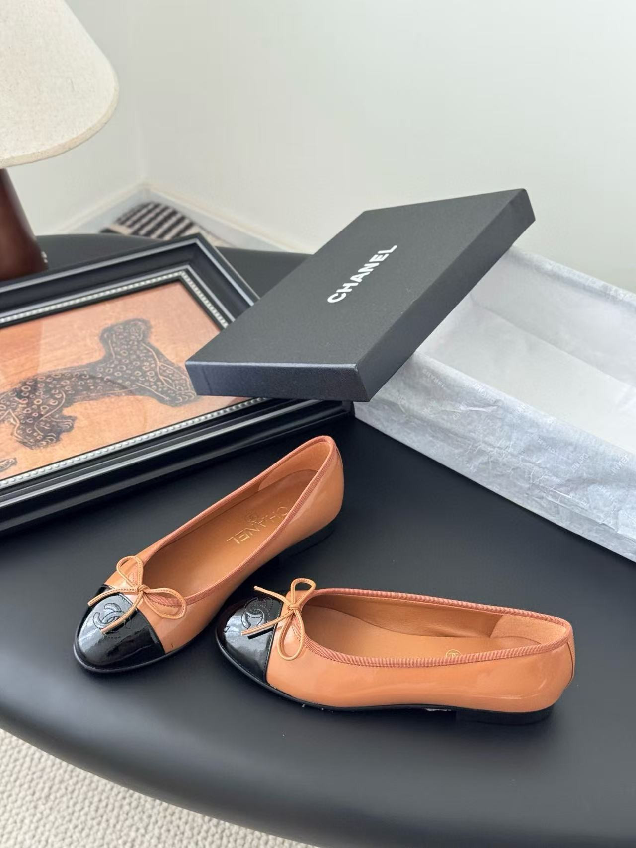 UA Ch**el Ballet flats