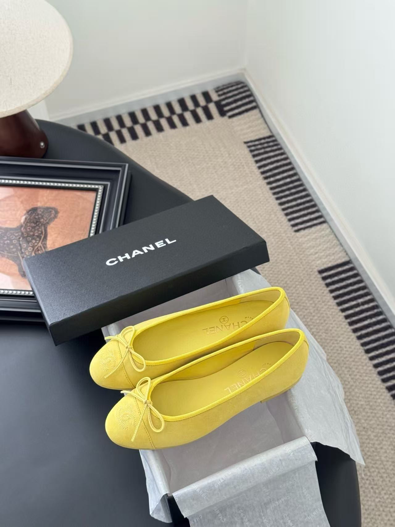 UA Ch**el Ballet flats