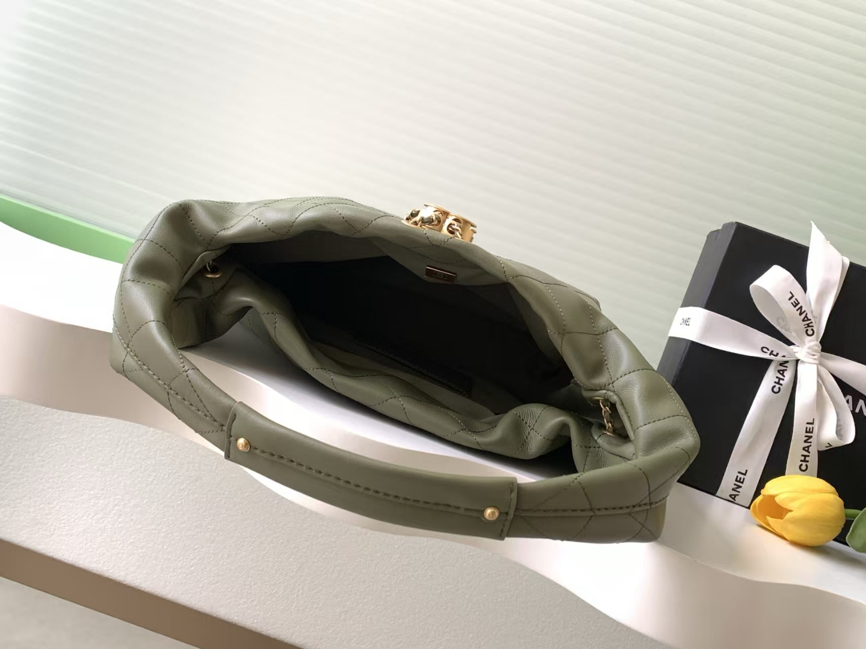 Ch**el Large Hobo Bag 30x12x45cm