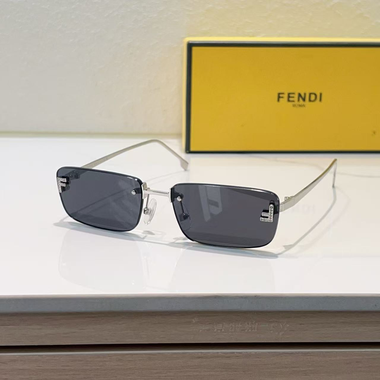 FENDI Glasses FE4172US
