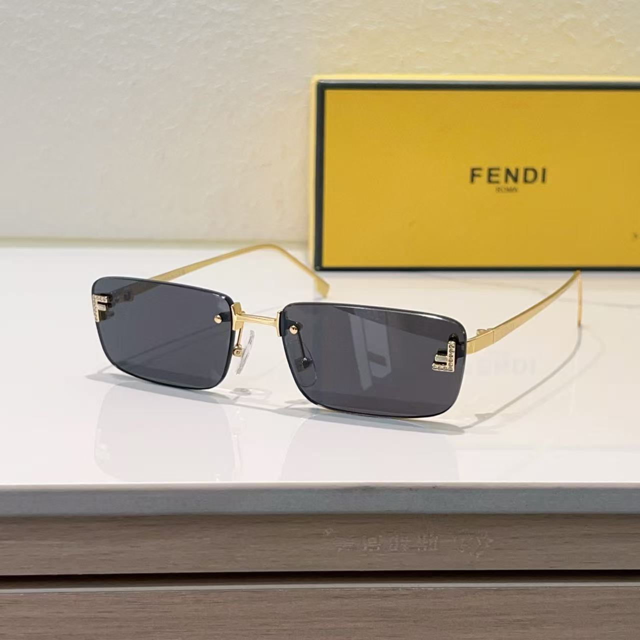 FENDI Glasses FE4172US