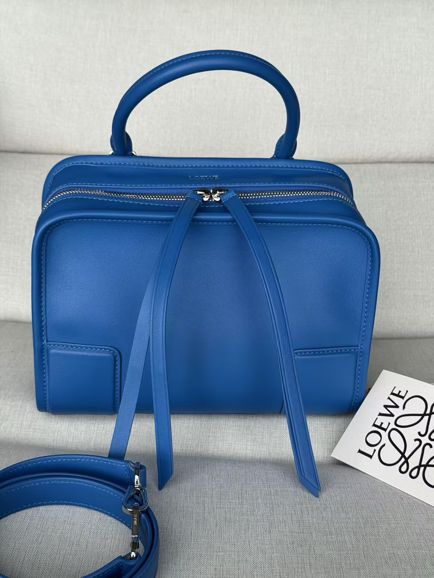 L0ew* small amazona 180 bag 24.5x10x18.5cm