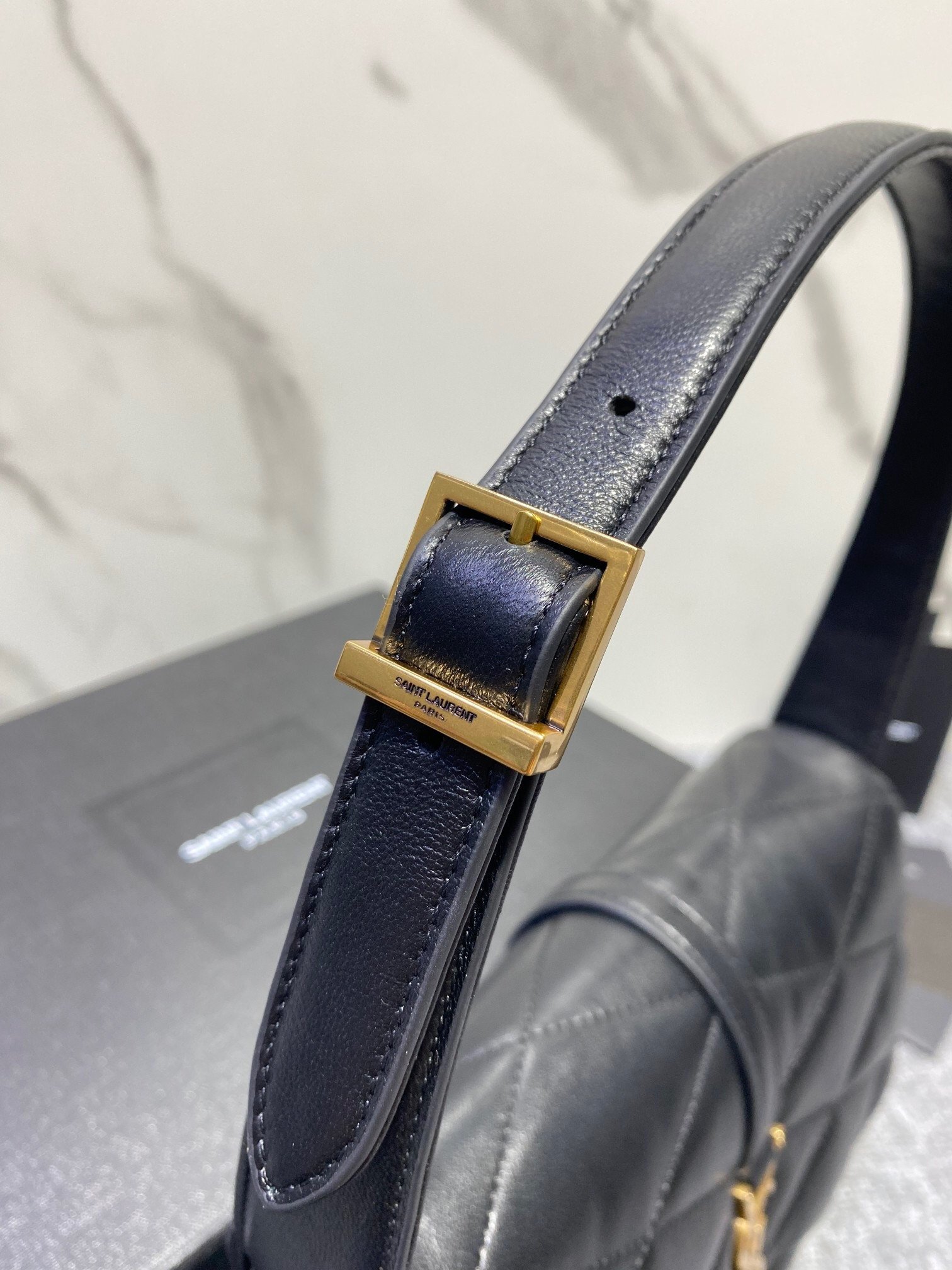 Sa1nt Lau*nt LE 57 HOBO BAG IN QUILTED LAMBSKIN