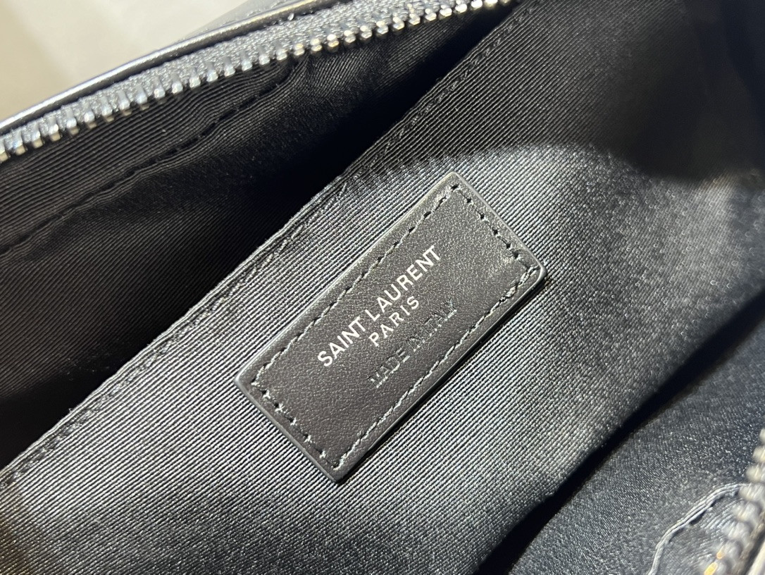 Y51 LOU Camera bag in quilted leather