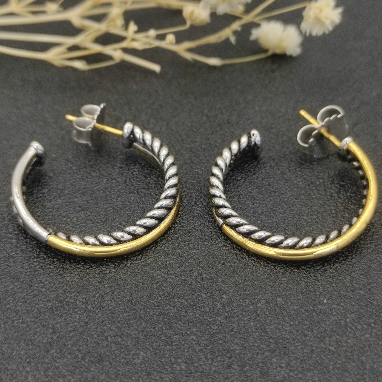 David Yurman lemniscate Earrings(Inner diameter about 2cm)