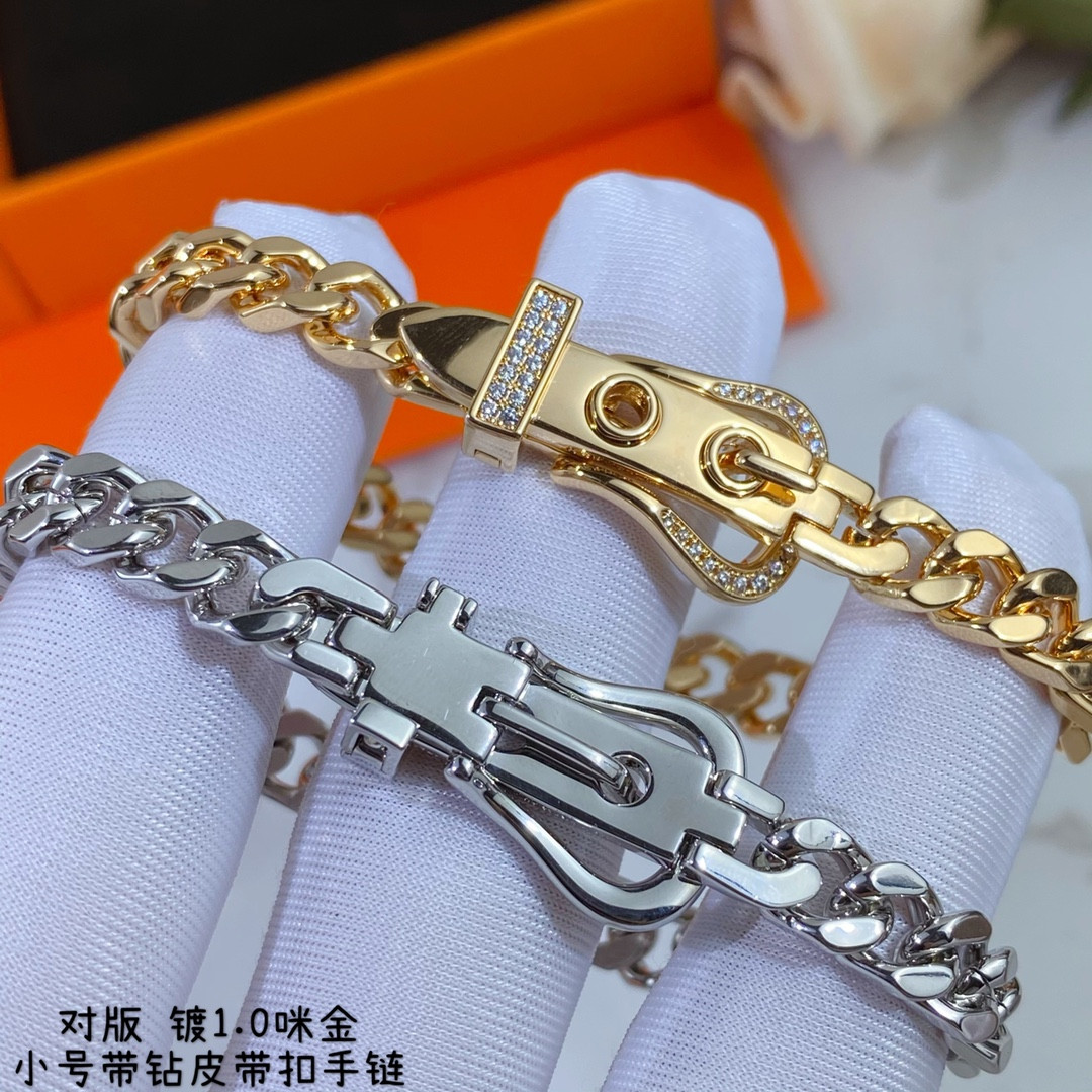 H**me5 Small D1am0nd-Encrusted Belt Bracelet