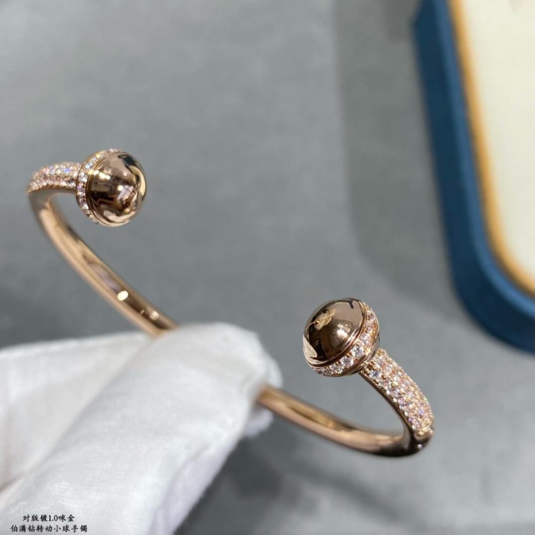 Piaget fully D1am0nd-encrusted rotating ball Bracelet