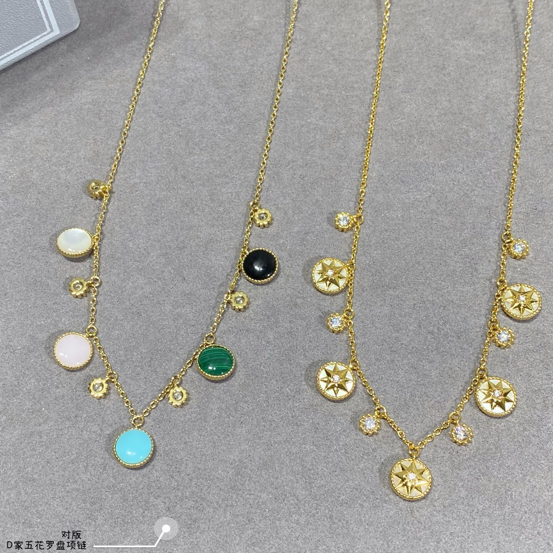 D10r compass Necklace