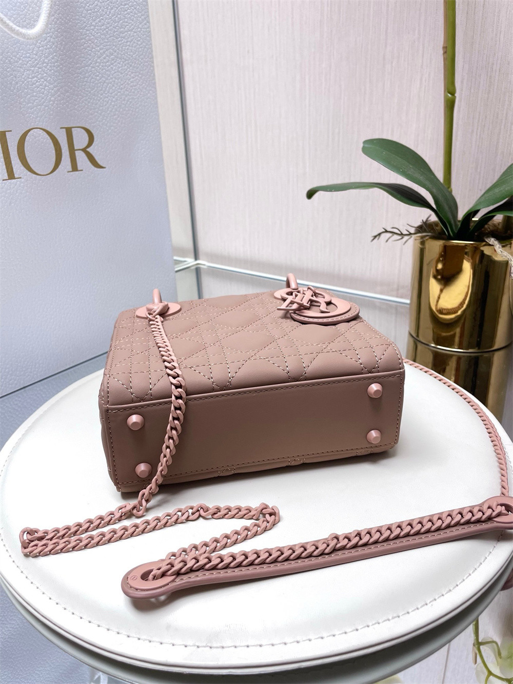 Mini Lady D10r Bag 6.5 x 6 x 3 inches