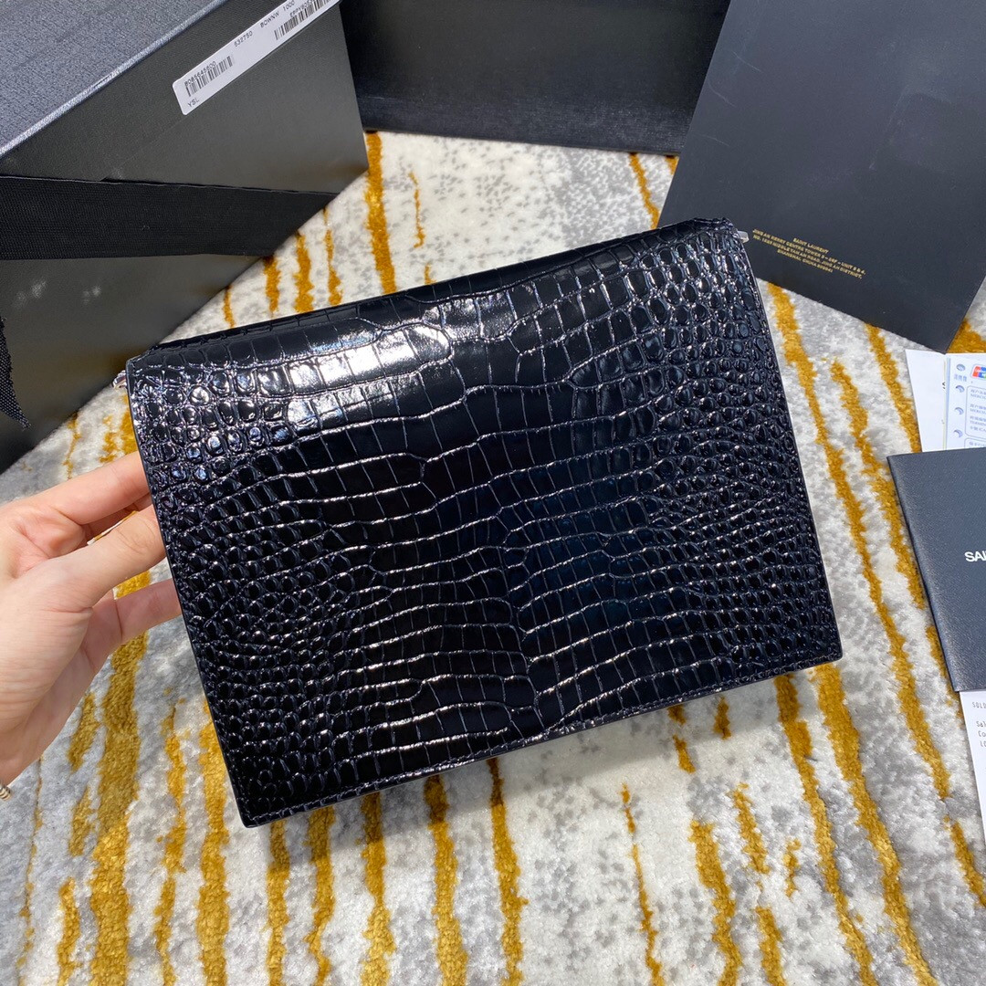 Y51 Cassandra Monogra Clasp Bag