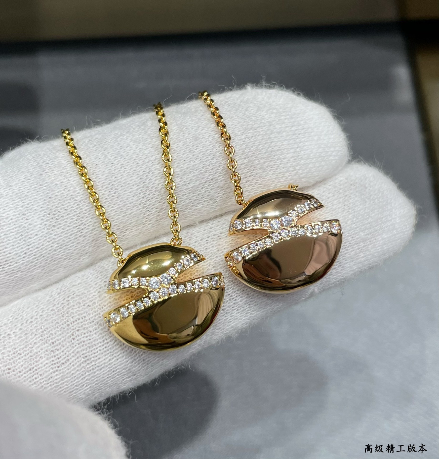 Bv1g*ai Necklace