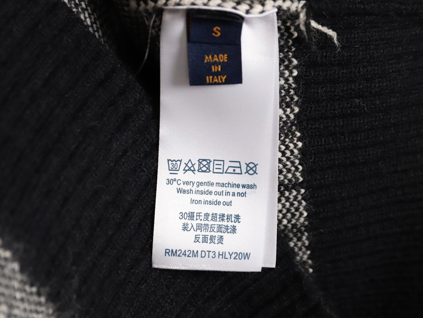 L0vis Vvtt0n 25ss Knitting Cardigan