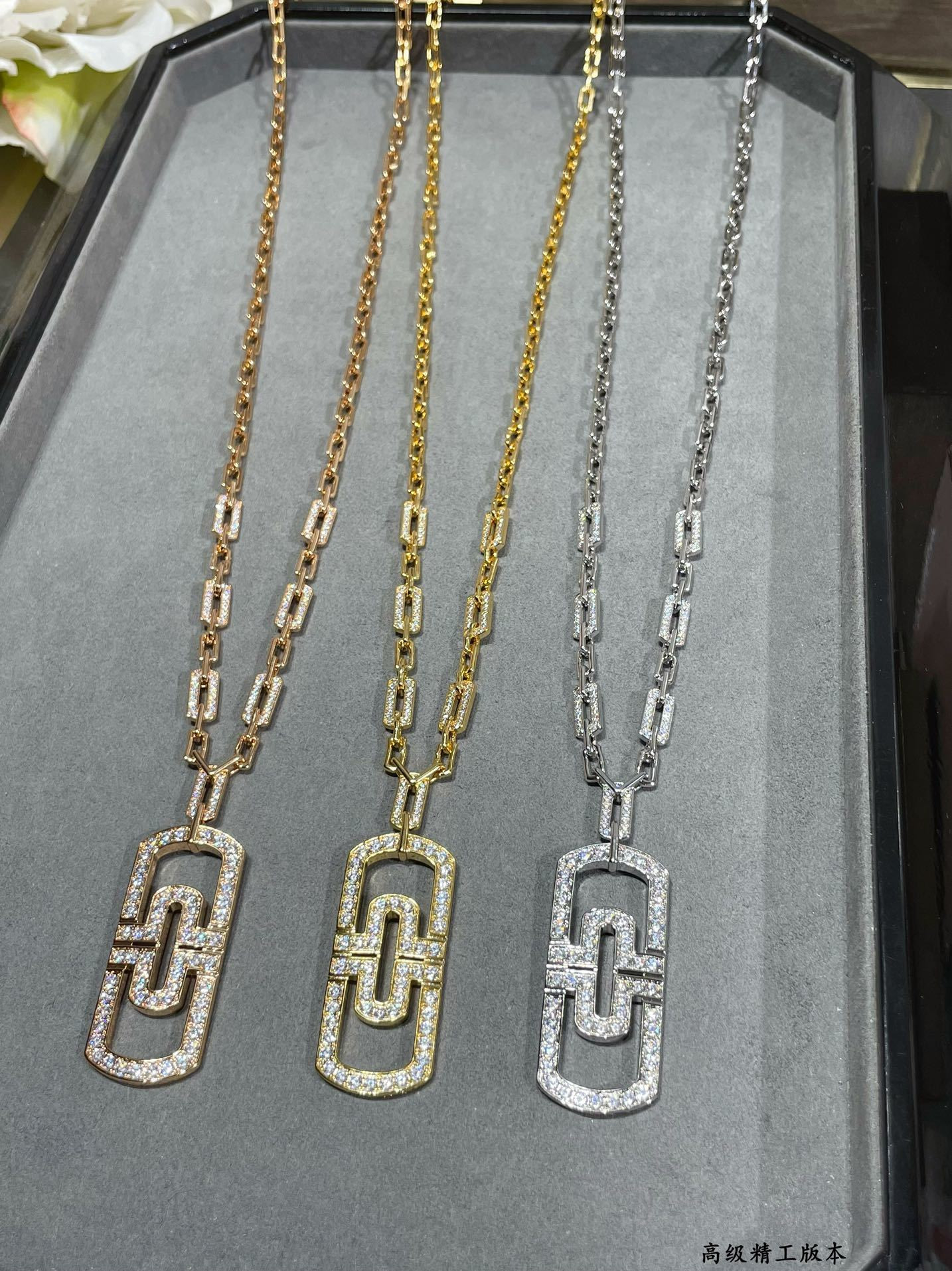 Bv1g*ai Necklace Length 65cm