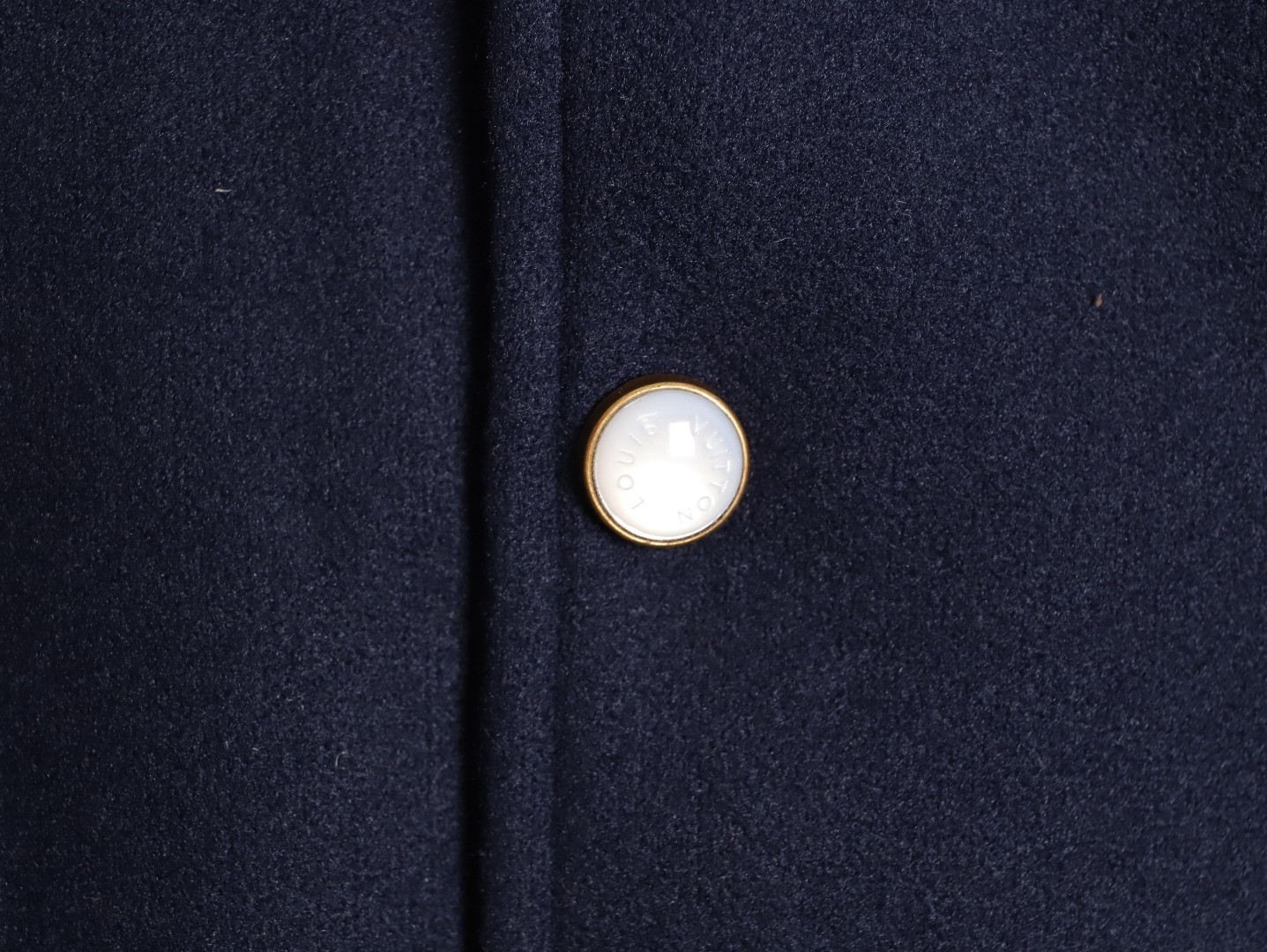l0vis Vvtt0n 26ss coats