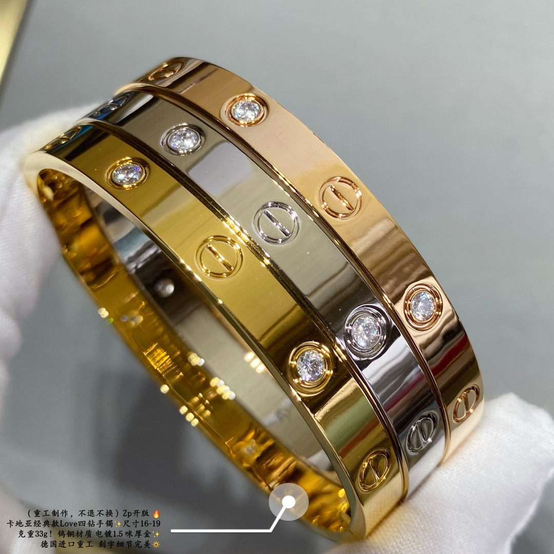 Ca*t1er Love four D1am0nd Bracelet(No returns or exchanges accepted)