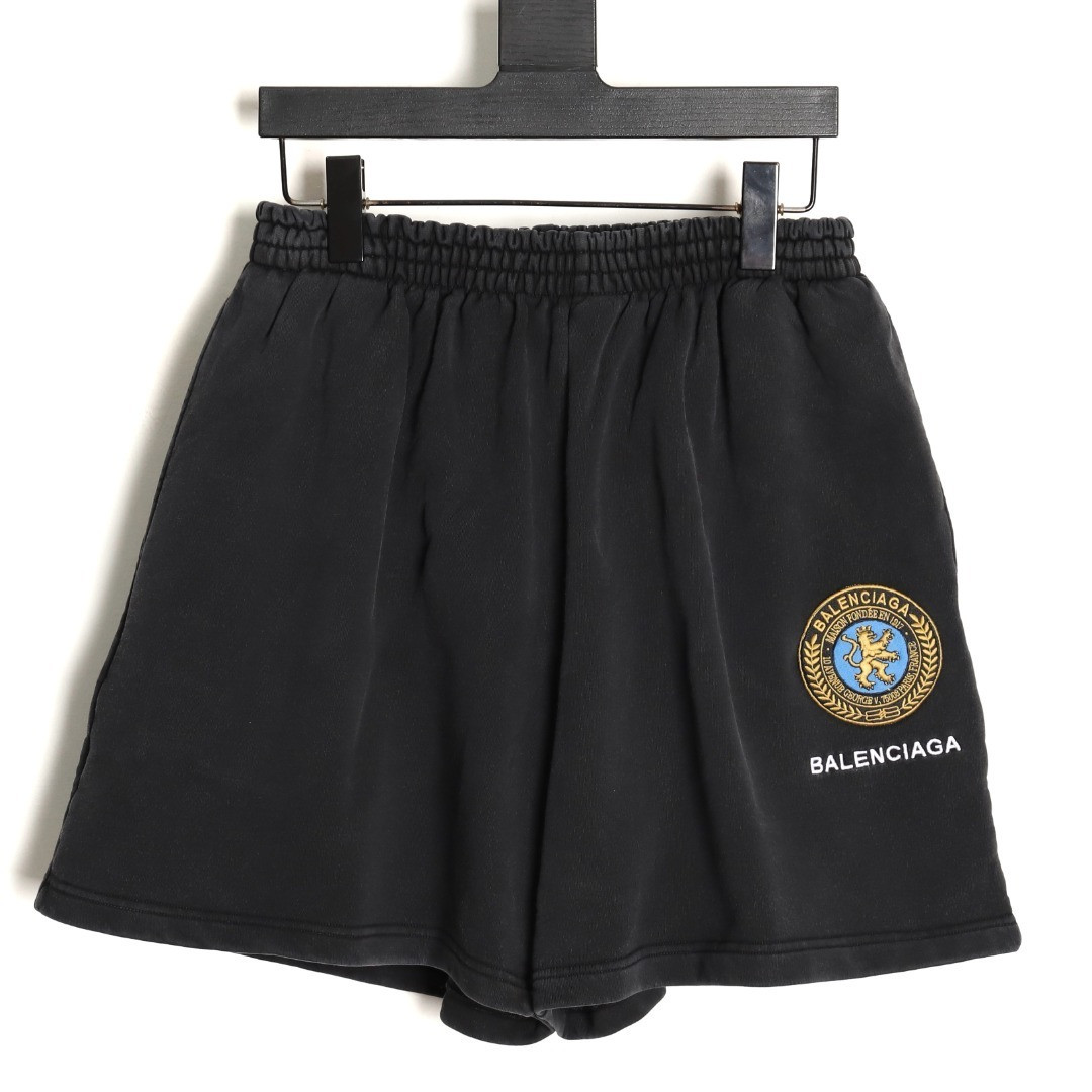 Ba1en*iaga shorts