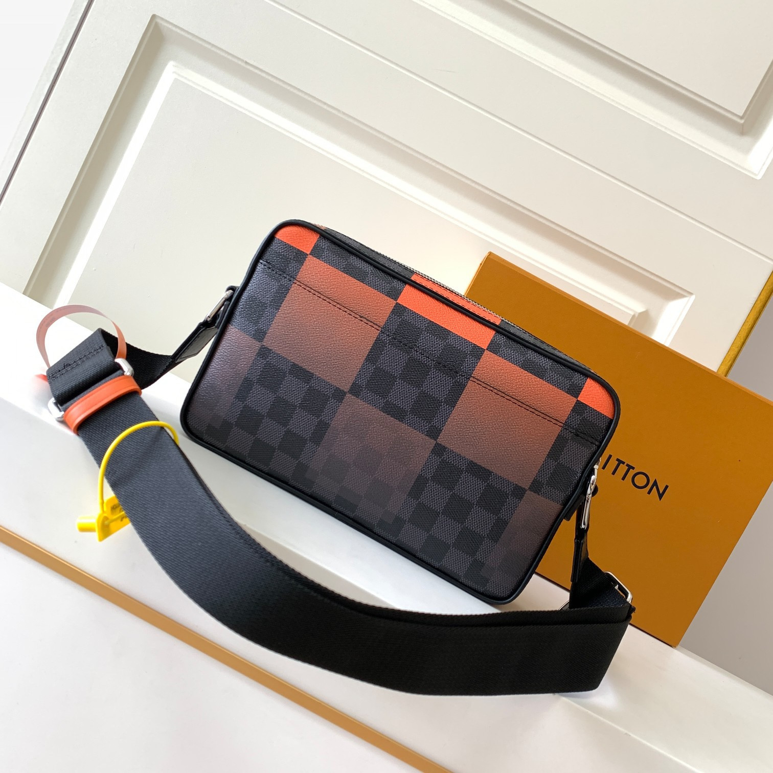 LV ALPHA MESSENGER N40421
