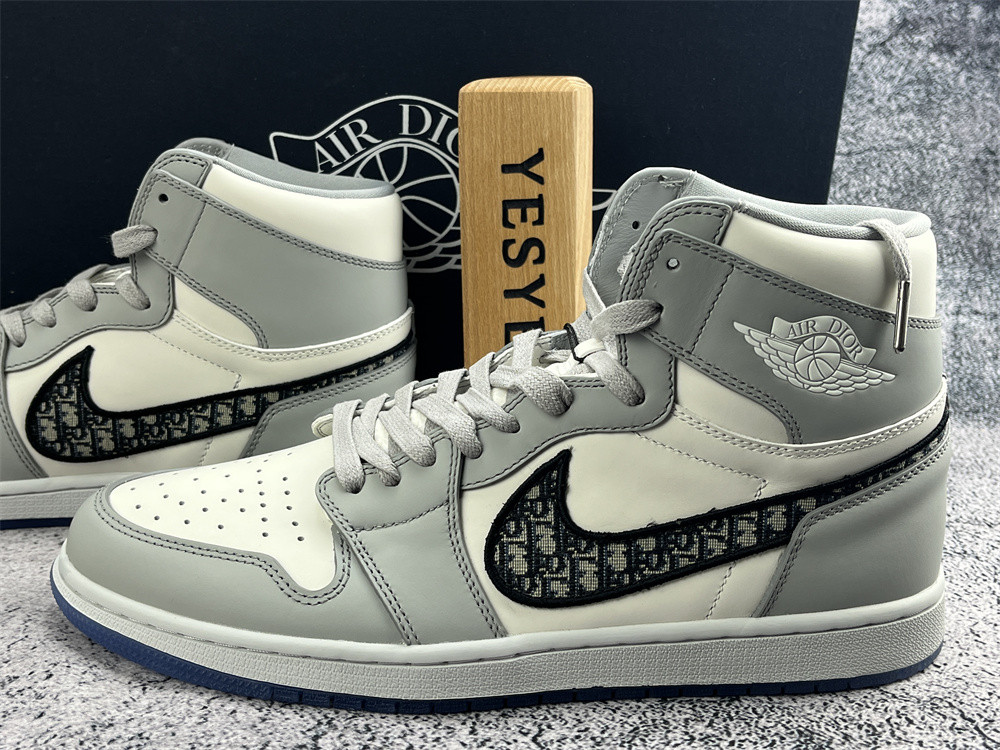 CORRECT UPDATED TOP UA AIR JORDAN 1 RETRO HIGH DR