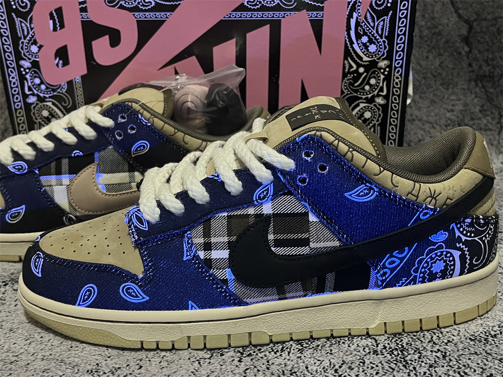 UA TRAVIS SCOTT X DUNK LOW PREMIUM QS SB 