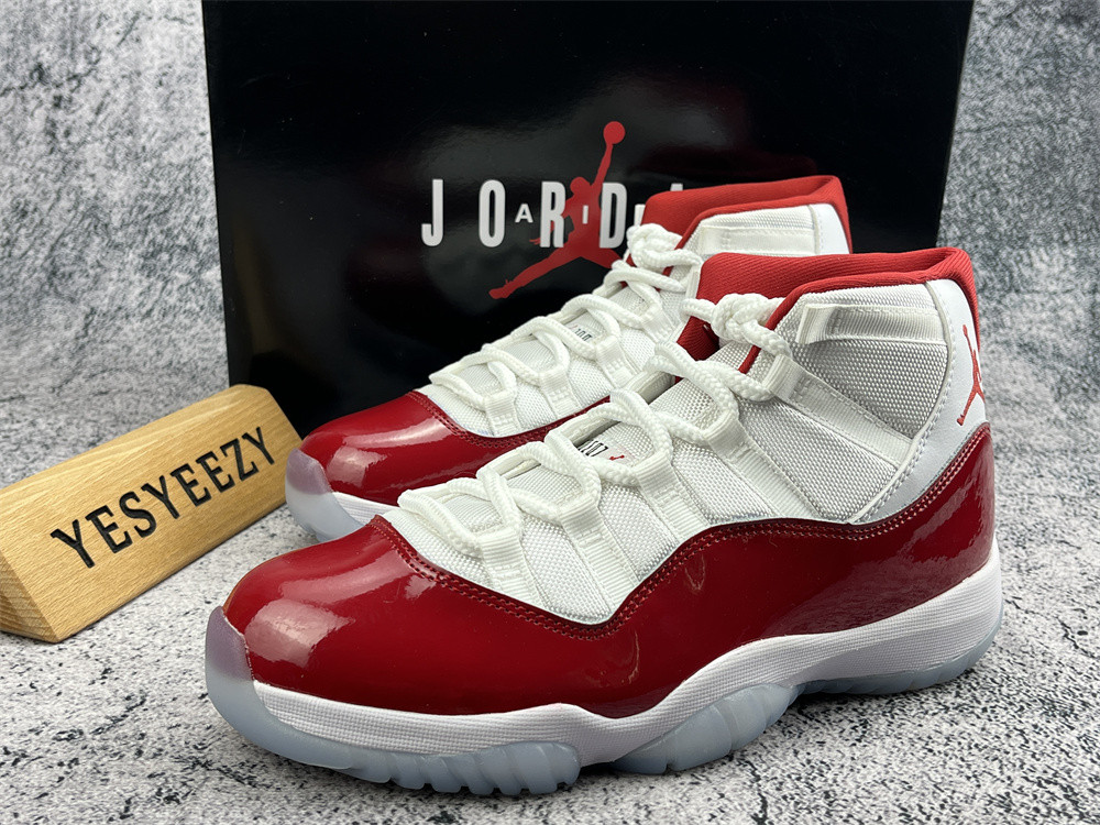 UA AIR JORDAN 11 RETRO 