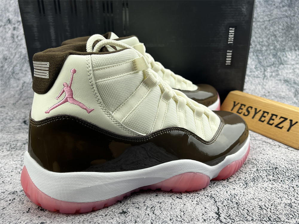UA AIR JORDAN 11 RETRO NEAPOLITAN
