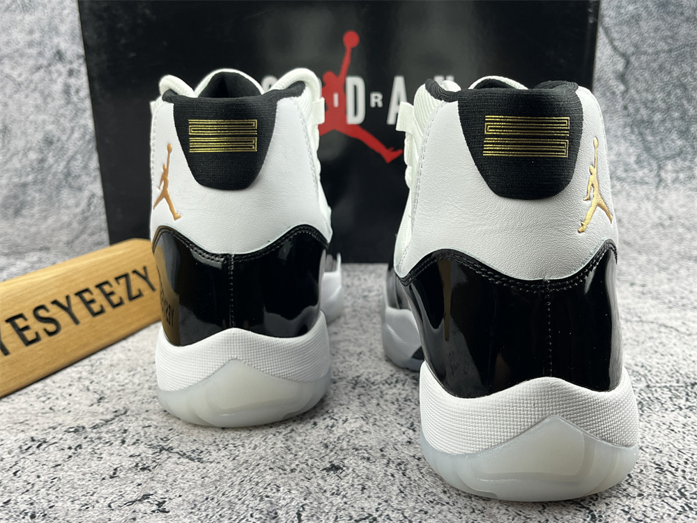 UA AIR JORDAN 11 RETRO 