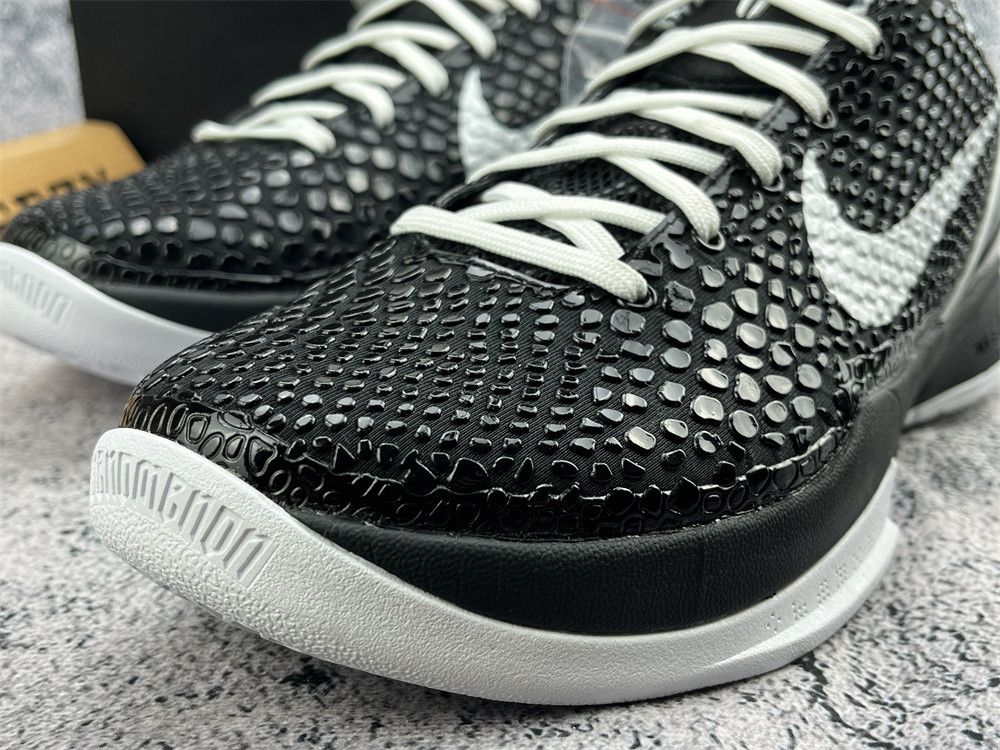 UA NIKE ZOOM KOBE 6 PROTRO 