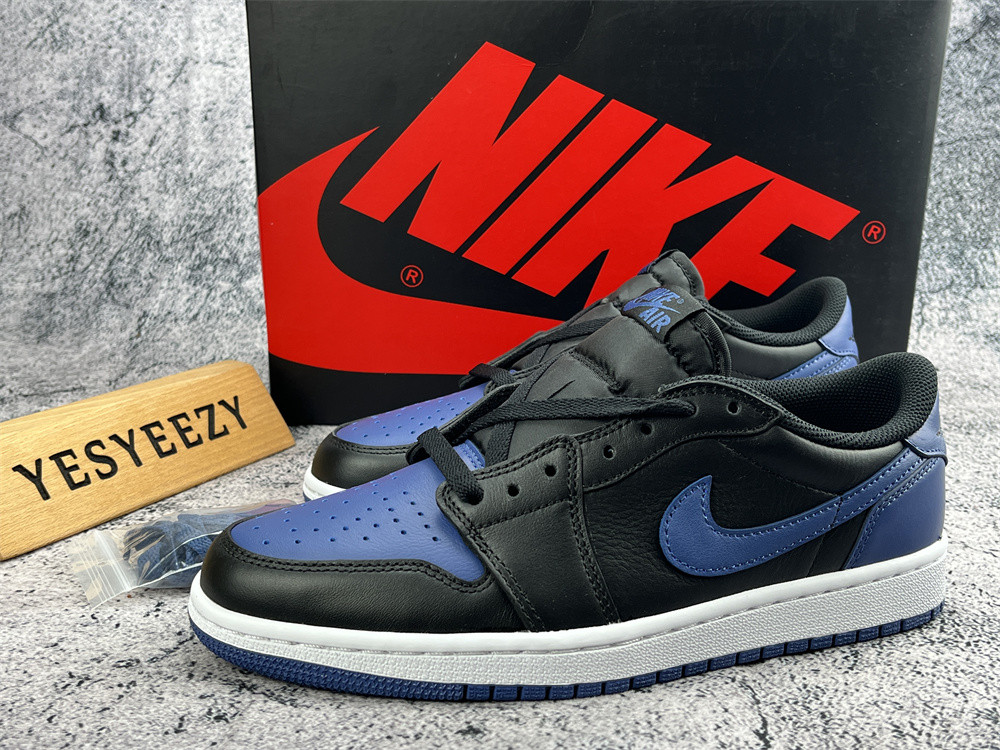 UA WMNS AIR JORDAN 1 RETRO LOW OG 