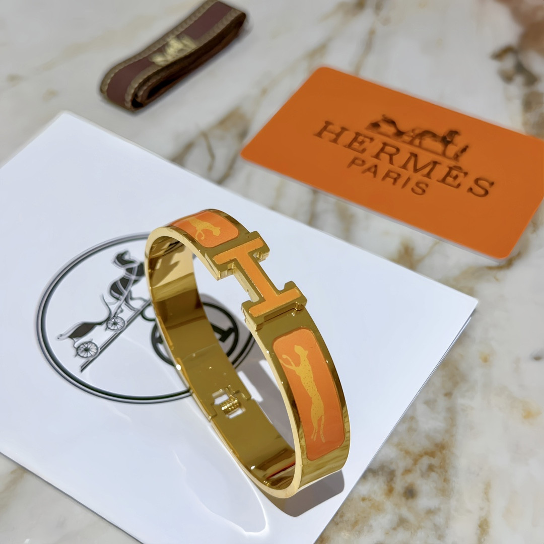 Hermes enamel Bracelet