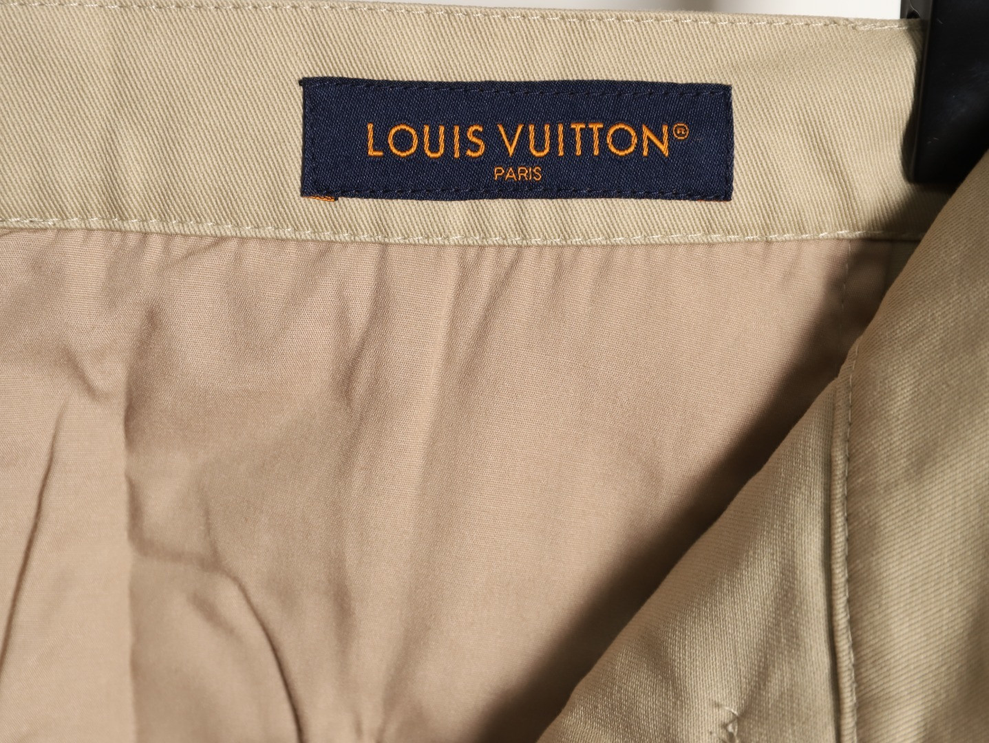 l0vis Vvtt0n lv 26ss pants