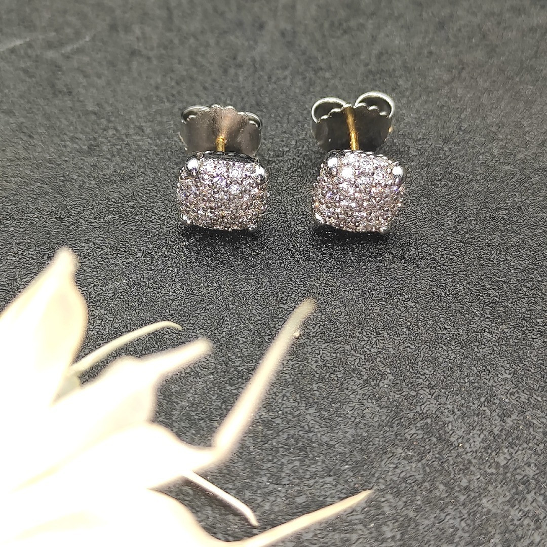 David Yurman 9mm Four claws full of D1am0nds Earrings