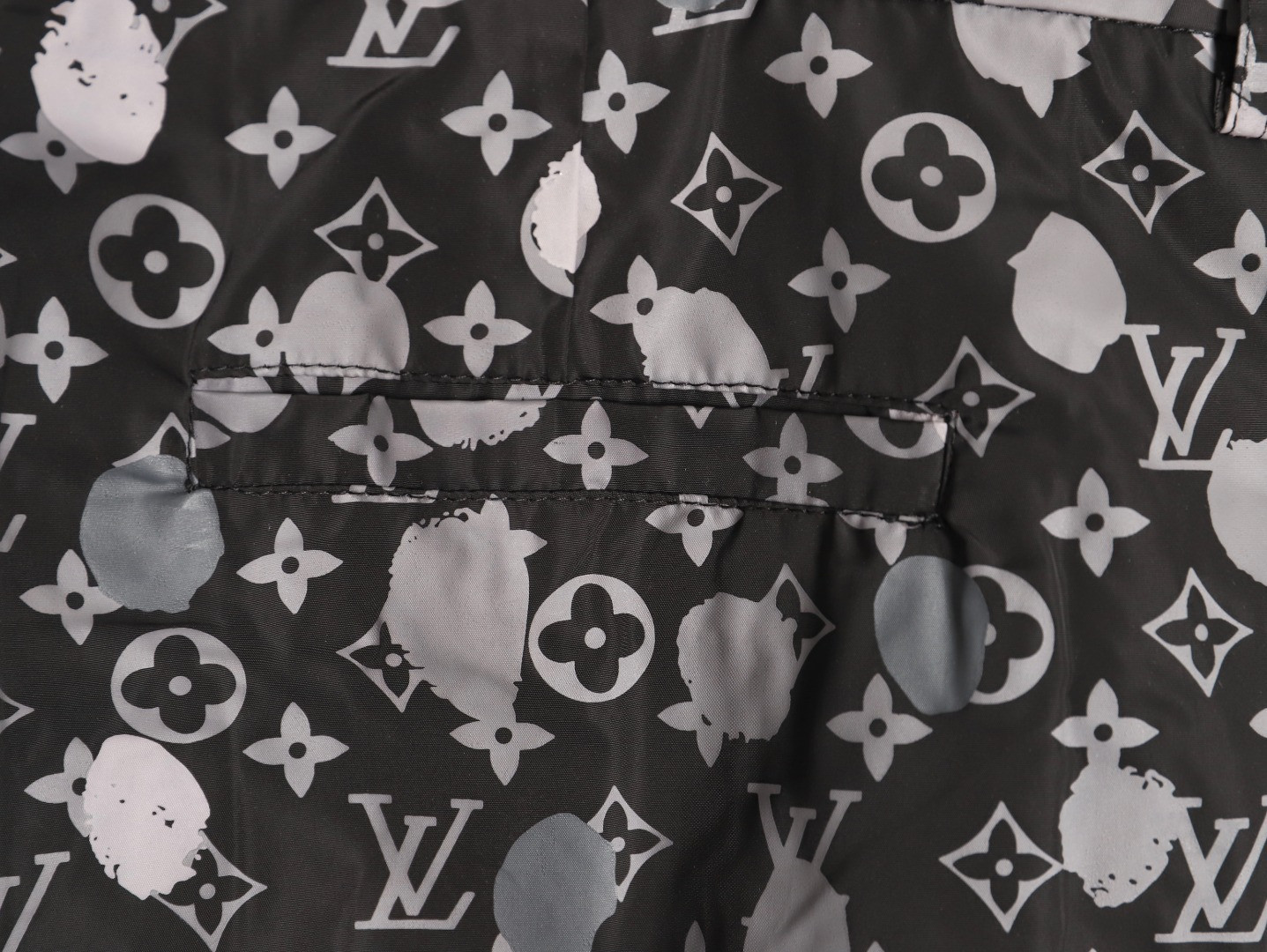 L0vis Vvtt0n 25Fw Pants Suit