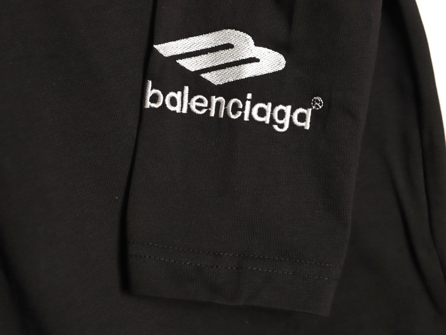 Ba1en*iaga 25Fw Long-sleeved T-shirt