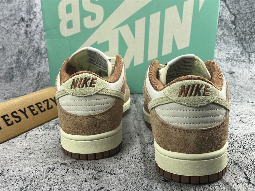 UA NIKE DUNK LOW PREMIUM 