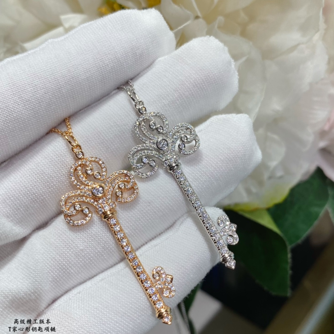 T*f*ny & Co. Heart Key Necklace Ag925