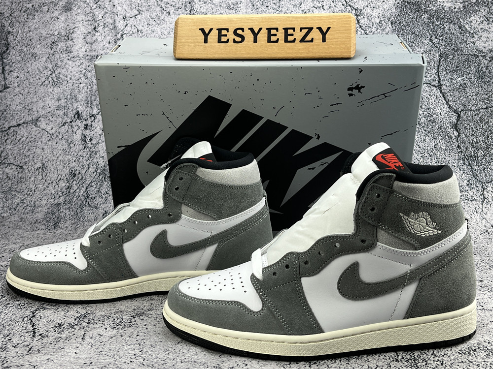 UA AIR JORDAN 1 RETRO HIGH OG 