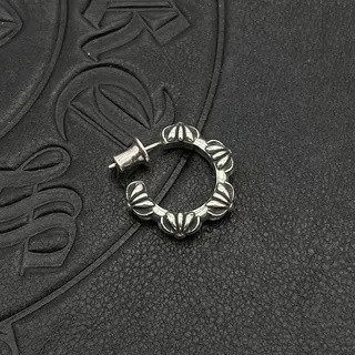 Ch*0me He**ts Earrings