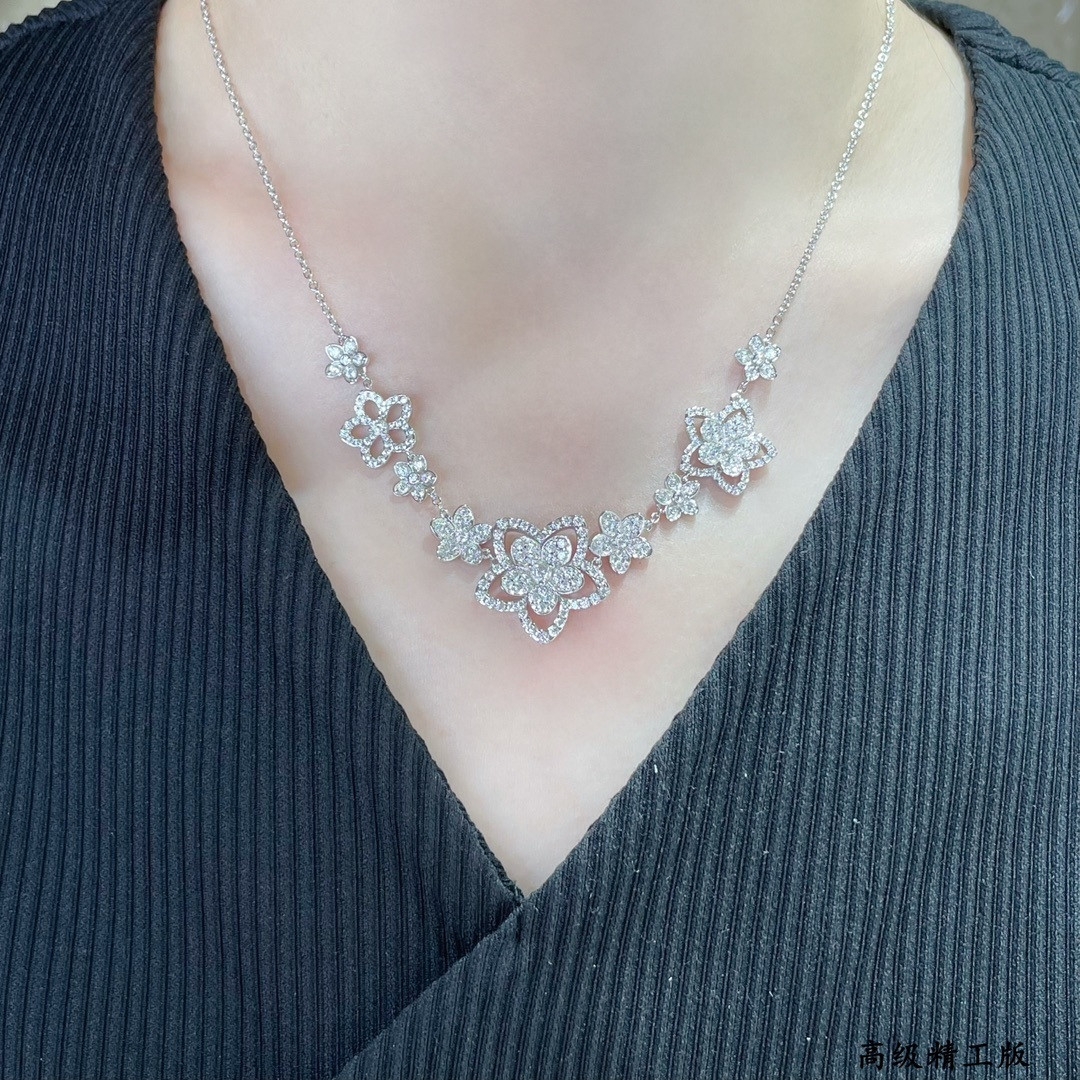 Graff Multi-flower necklace
