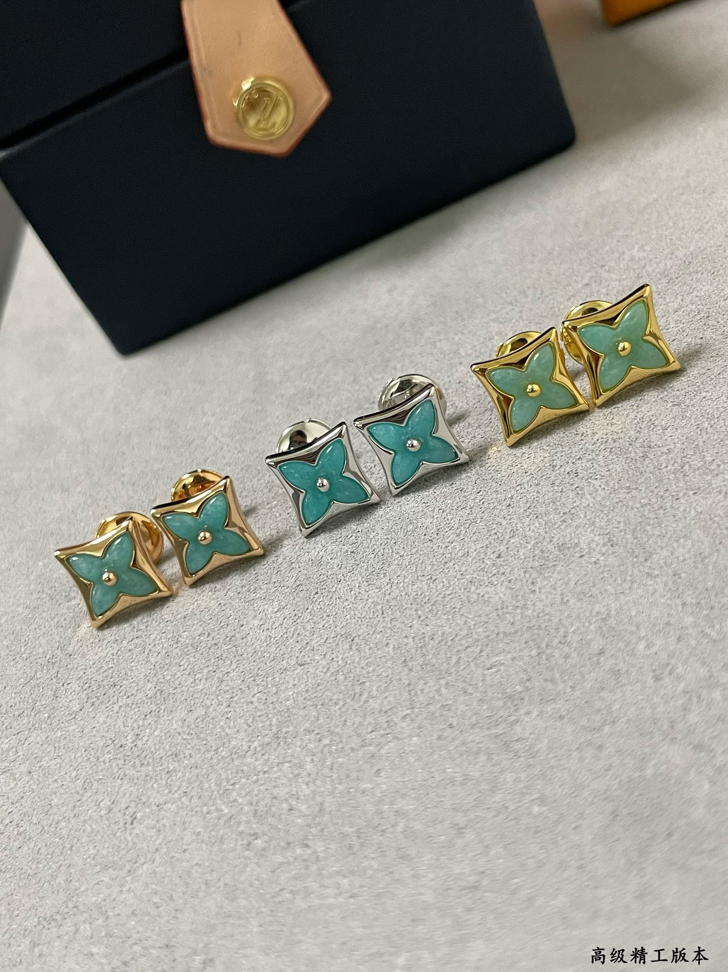L0vis Vvtt0n Amazonite Square Earrings