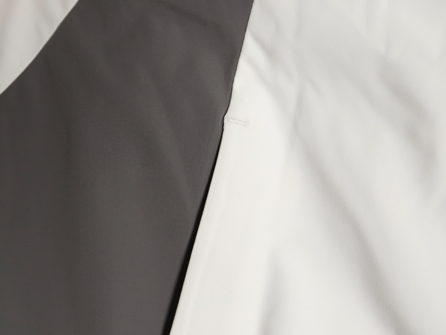 L0vis Vvtt0n 25FW Padded jacket