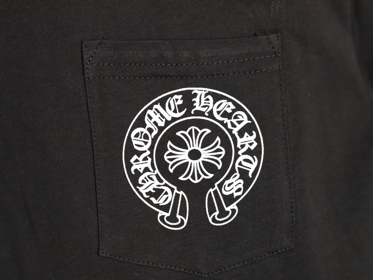 Ch*0me He**ts 25FW Long-sleeved T-shirt