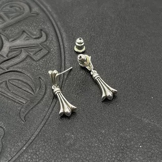 Ch*0me He**ts Earrings