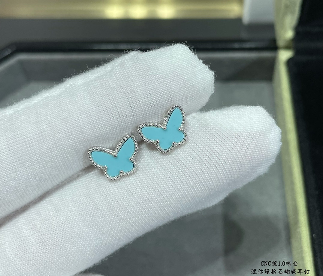 V*n Cl**f & Arpels Turquoise Mini Butterfly Stud Earrings