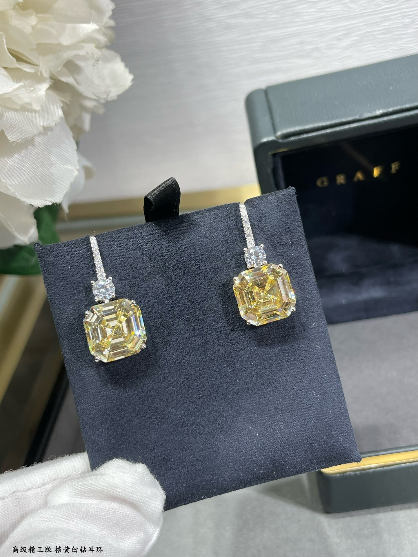 Graff Square D1am0nd Earrings Ag925