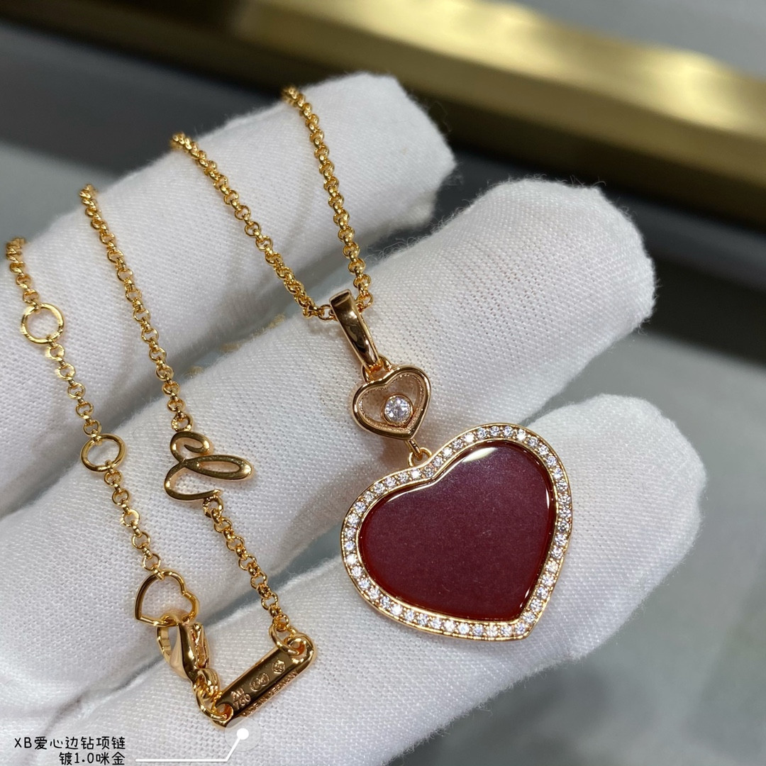 Chopard Heart-shaped Edge D1am0nd Mother-of-Pearl Necklace