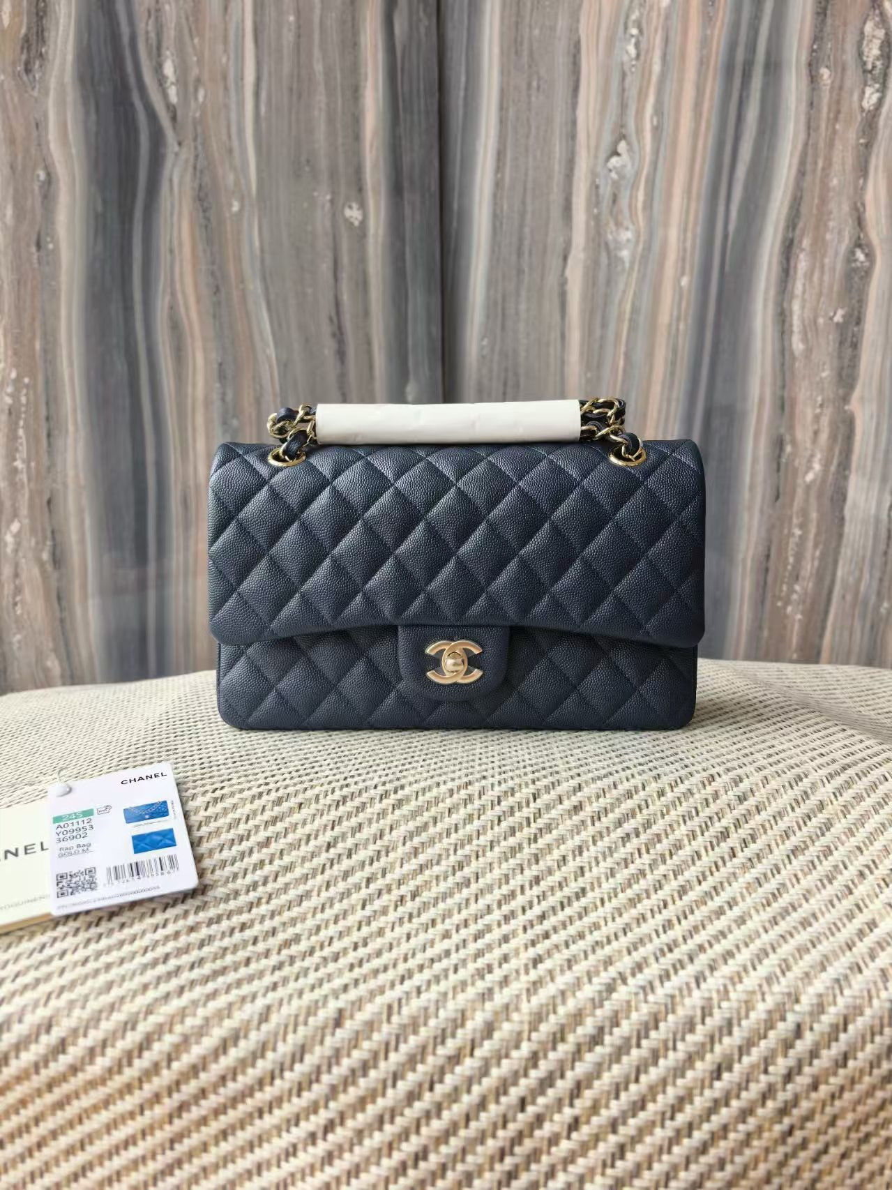 Ch**el classic flap bag 15x25.5x6cm